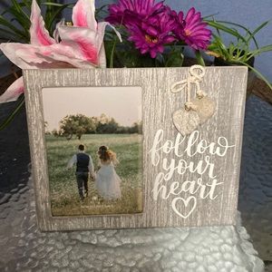 Follow your heart frame
